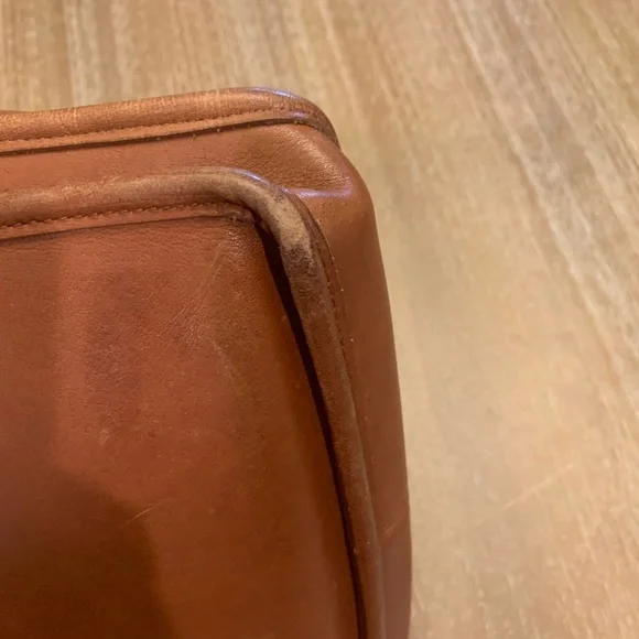 Vintage Coach Station Bag In British Tan - Picture 6 of 16